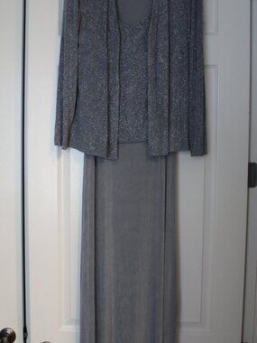 Beautiful mother-of-the-bride or groom dress by ALEX Evenings XL / US 16-18
